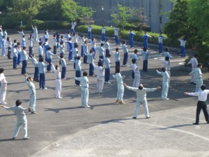 suasana senam pagi bersama