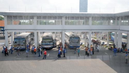 Terminal Bus Purabaya, Surabaya saat mau ke Jember
