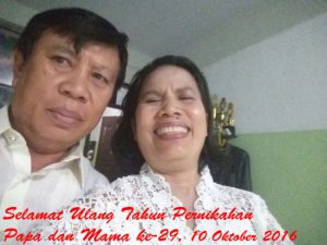 ulang tahun pernikahan Papa dan Mama