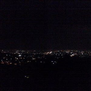 Pemandangan Kota Bandung di malam hari
